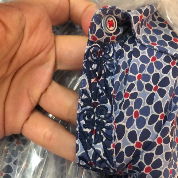 Robert Graham Button Down Floral Top Cowgirl Shirt - Picture 8 of 8